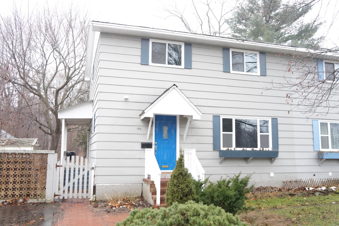 172 Inglewood Drive Considerate